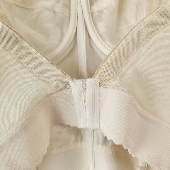 Vintage Sears Lace Corset Bridal Lingerie Bra Strapless Off White USA 36DD - Picture 4 of 6